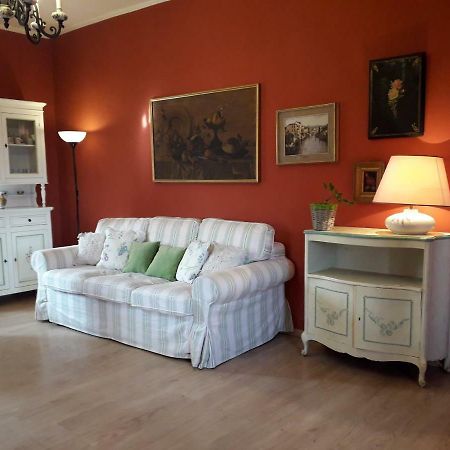 Alle Preci Country house Santa Restituta Esterno foto