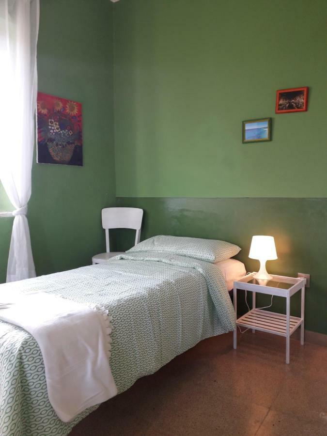 Alle Preci Country house Santa Restituta Esterno foto