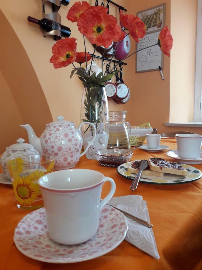 Alle Preci Country house Santa Restituta Esterno foto